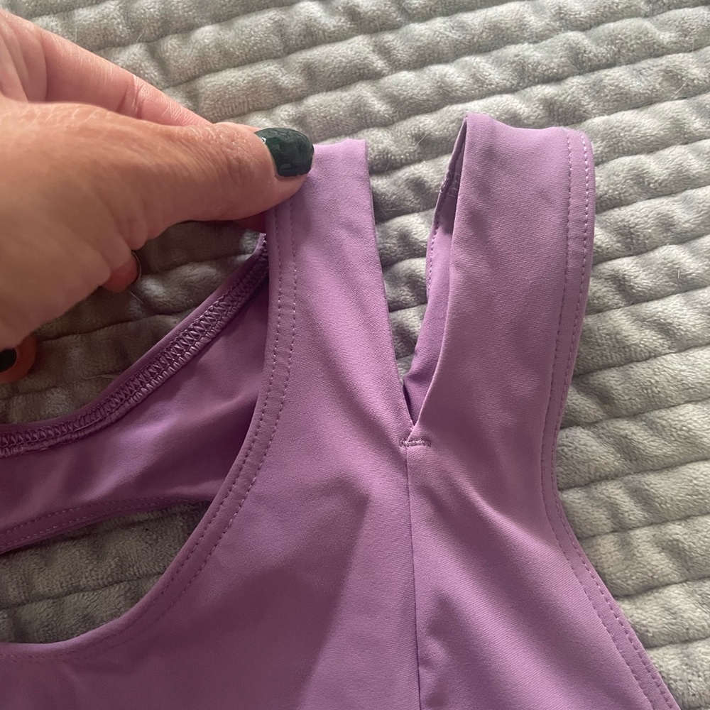 Lululemon sports bra